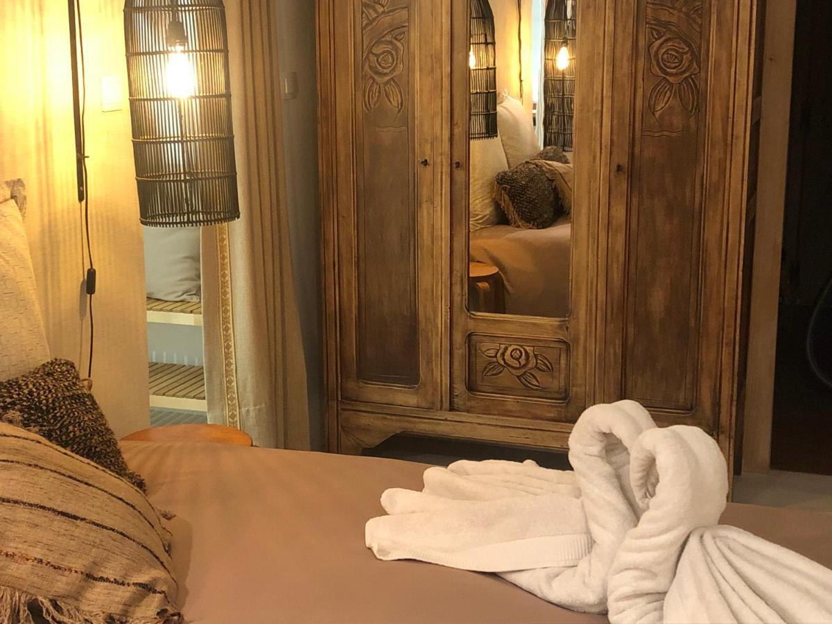 L' Ilot Des Iles Bed & Breakfast Cuxac-dʼAude Dış mekan fotoğraf